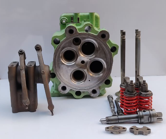 Daihatsu DL-24 Cylinder Head