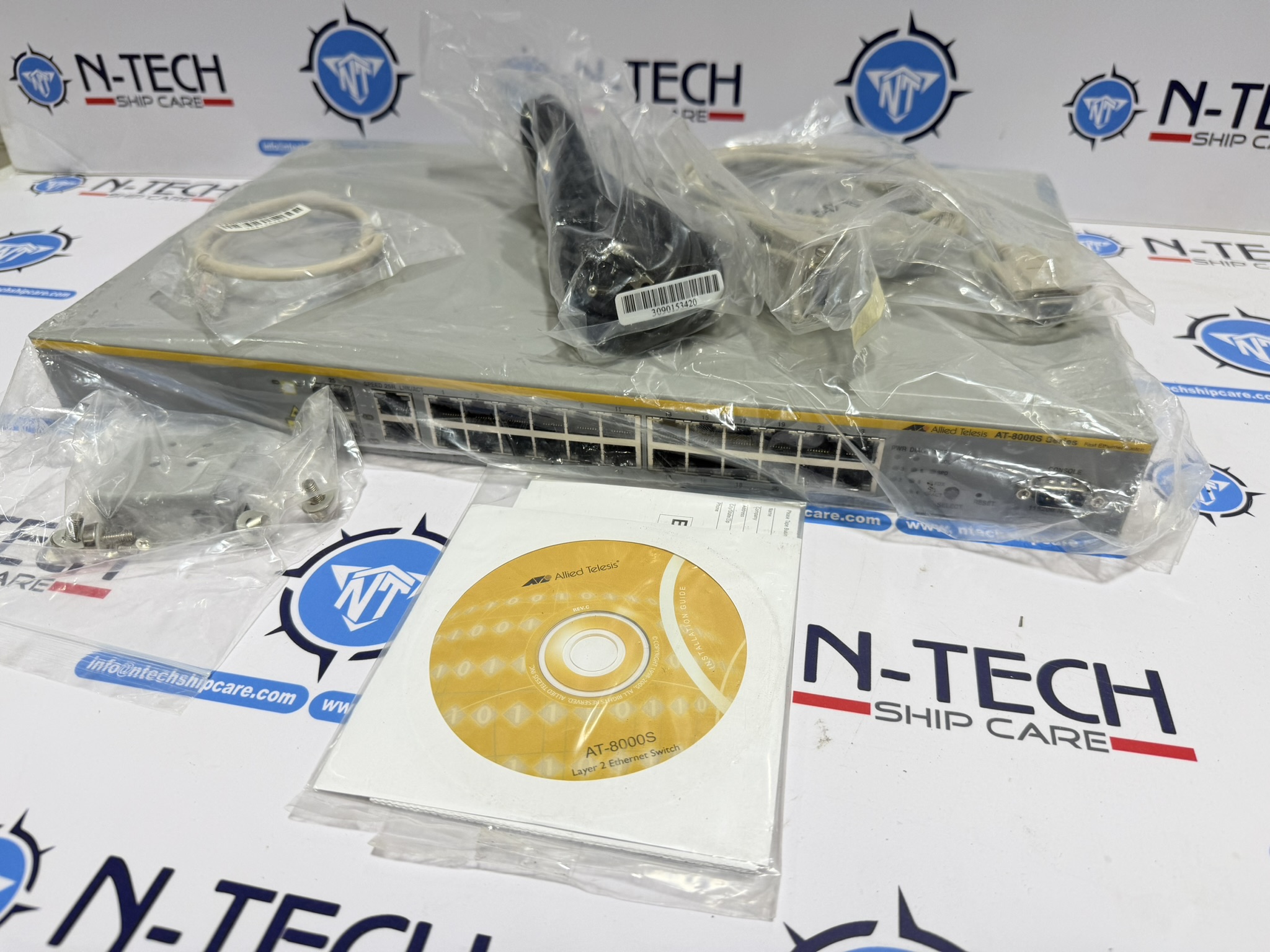 Allied Telesis AT-8000S/24 Layer 2 Managed Ethernet Switch (24-Port Fast Ethernet + Gigabit Uplink)